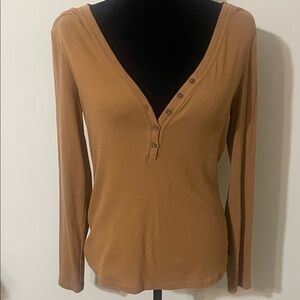 Banana Republic Long Sleeve V-Neck Henley Top - Tan